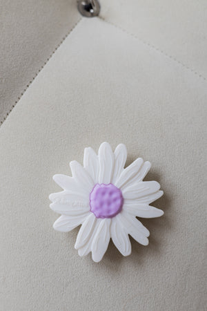 Silicone Teether - Milk Daisy / Lilac Centre